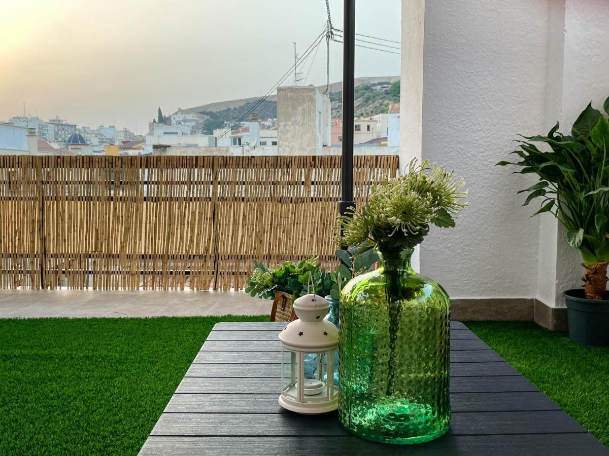 La Terraza. Vistas Al Castillo A 1 Min. De La Playa Alicante Exteriér fotografie